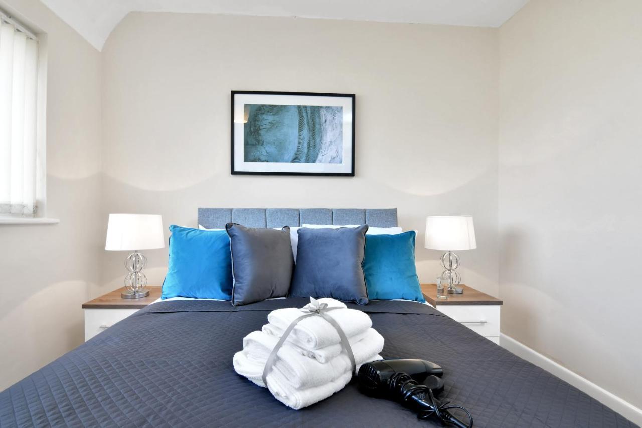 Xclusive Living Stay Near Airport & Nec, The Whitecroft Sheldon  Extérieur photo