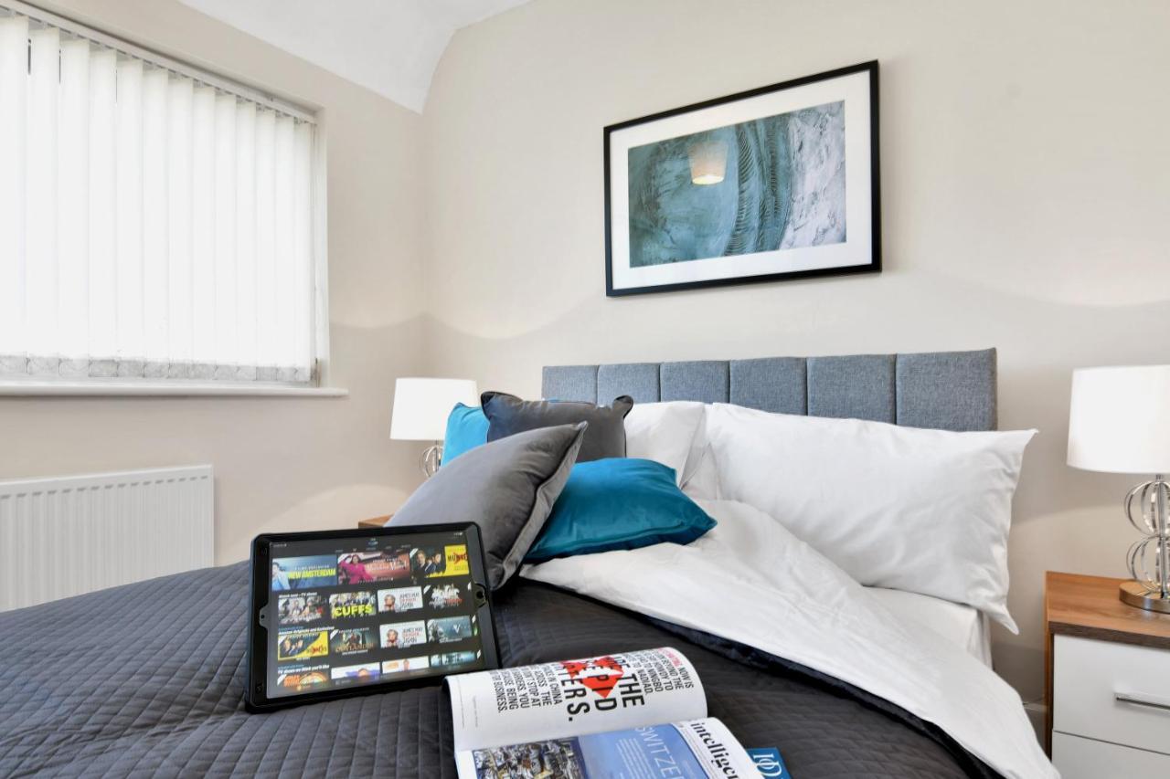 Xclusive Living Stay Near Airport & Nec, The Whitecroft Sheldon  Extérieur photo