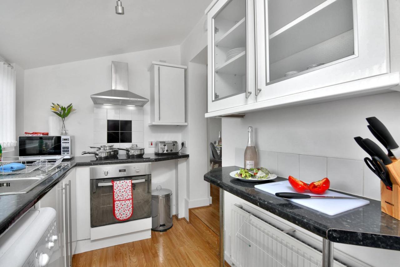 Xclusive Living Stay Near Airport & Nec, The Whitecroft Sheldon  Extérieur photo