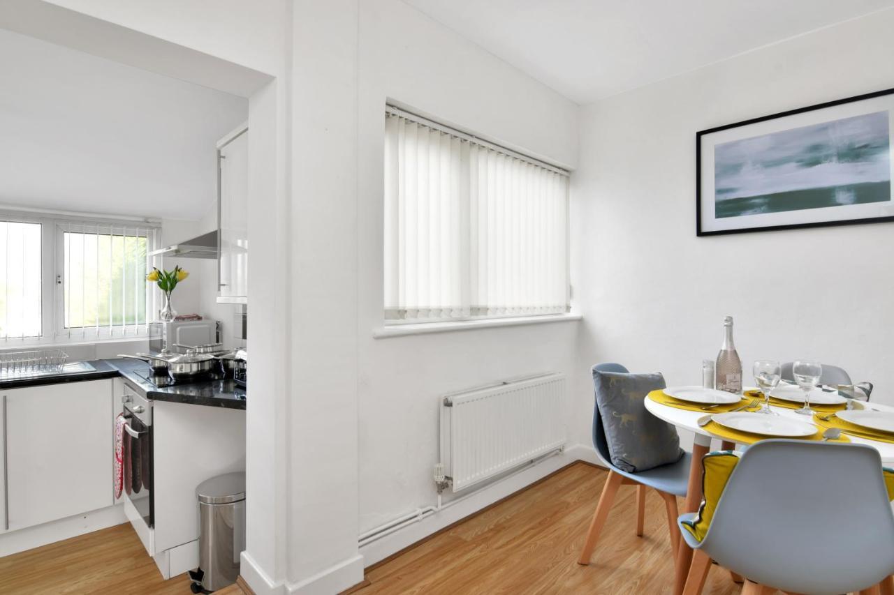 Xclusive Living Stay Near Airport & Nec, The Whitecroft Sheldon  Extérieur photo