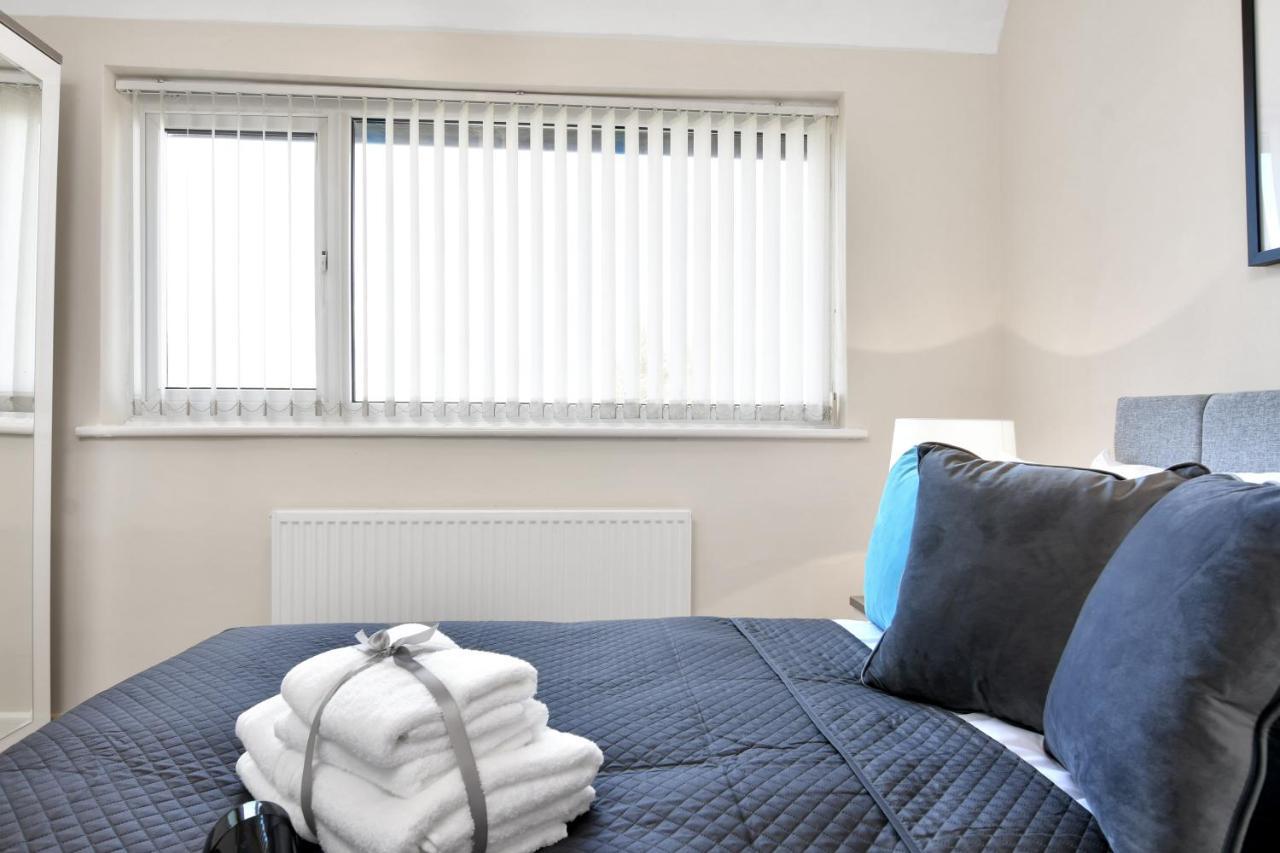 Xclusive Living Stay Near Airport & Nec, The Whitecroft Sheldon  Extérieur photo