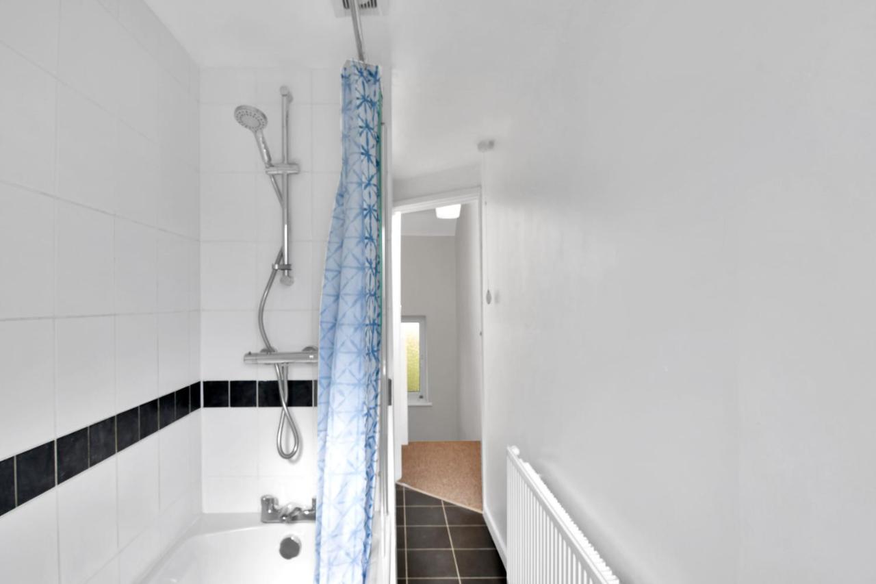 Xclusive Living Stay Near Airport & Nec, The Whitecroft Sheldon  Extérieur photo