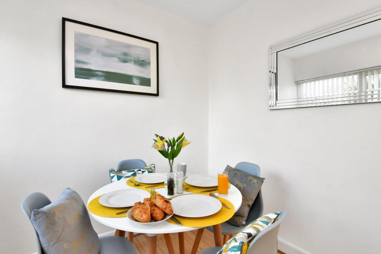 Xclusive Living Stay Near Airport & Nec, The Whitecroft Sheldon  Extérieur photo