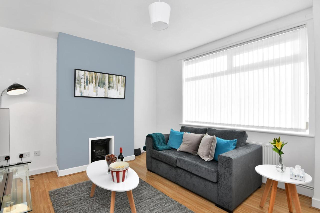 Xclusive Living Stay Near Airport & Nec, The Whitecroft Sheldon  Extérieur photo